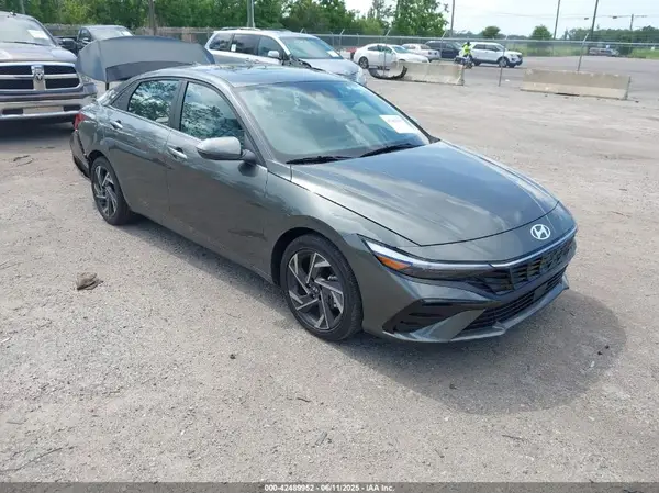 KMHLP4DG6SU903641 2025 HYUNDAI ELANTRA - Image 1