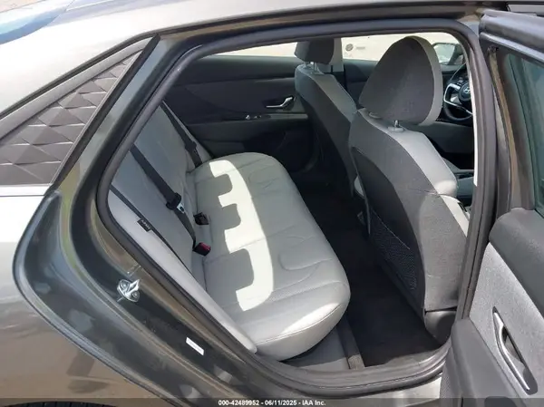 KMHLP4DG6SU903641 2025 HYUNDAI ELANTRA - Image 8