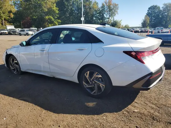 KMHLP4DG6SU909181 2025 HYUNDAI ELANTRA - Image 2
