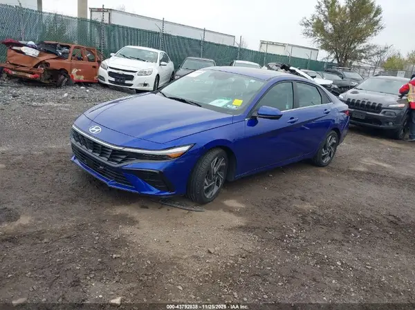 KMHLP4DG6SU938275 2025 HYUNDAI ELANTRA - Image 2