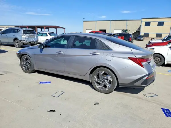 KMHLP4DG6SU976296 2025 HYUNDAI ELANTRA - Image 2