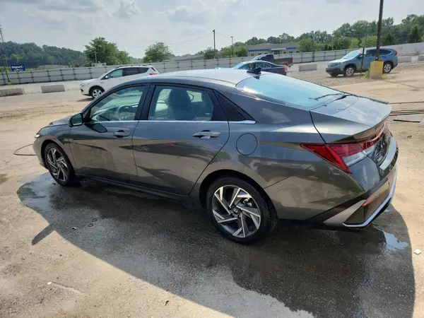 KMHLP4DG7RU677958 2024 HYUNDAI ELANTRA - Image 2