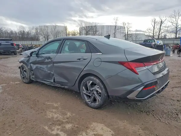 KMHLP4DG7RU692847 2024 HYUNDAI ELANTRA - Image 2