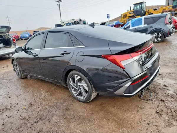 KMHLP4DG7RU718797 2024 HYUNDAI ELANTRA - Image 2