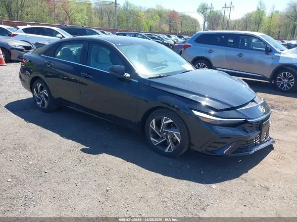KMHLP4DG7RU739617 2024 HYUNDAI ELANTRA - Image 1