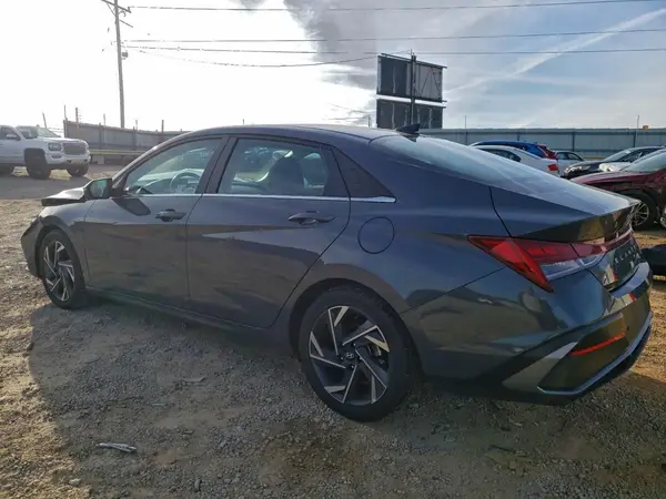 KMHLP4DG7RU757258 2024 HYUNDAI ELANTRA - Image 2