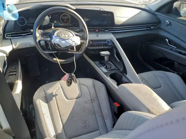 KMHLP4DG7RU779762 2024 HYUNDAI ELANTRA - Image 8