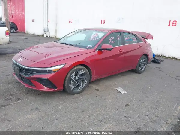 KMHLP4DG7RU795640 2024 HYUNDAI ELANTRA - Image 2