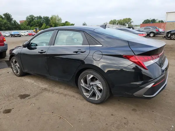 KMHLP4DG7RU830578 2024 HYUNDAI ELANTRA - Image 2