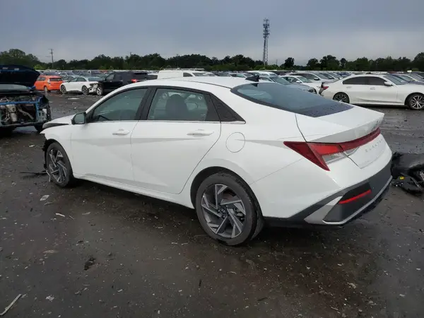 KMHLP4DG7RU839104 2024 HYUNDAI ELANTRA - Image 2