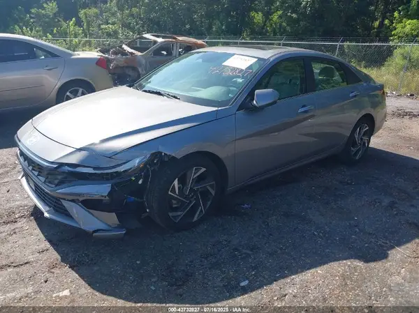 KMHLP4DG7RU840382 2024 HYUNDAI ELANTRA - Image 2