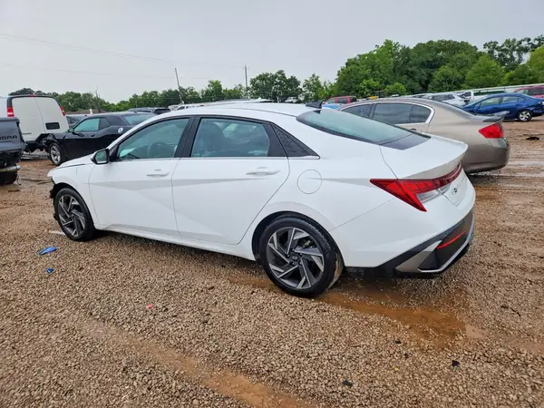 KMHLP4DG7SU871511 2025 HYUNDAI ELANTRA - Image 2