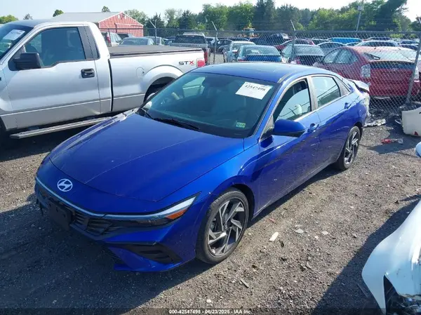 KMHLP4DG8RU636738 2024 HYUNDAI ELANTRA - Image 2