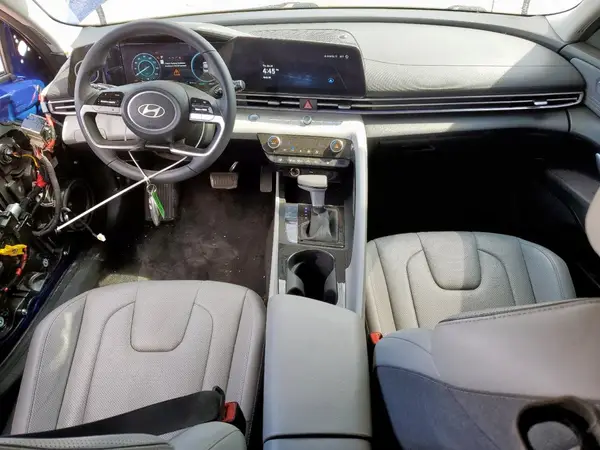 KMHLP4DG8RU646945 2024 HYUNDAI ELANTRA - Image 8