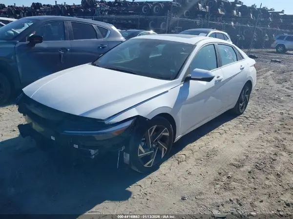 KMHLP4DG8RU647643 2024 HYUNDAI ELANTRA - Image 2