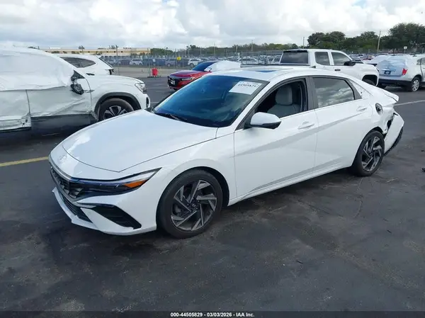 KMHLP4DG8RU661221 2024 HYUNDAI ELANTRA - Image 2