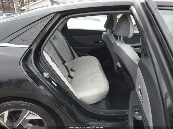 KMHLP4DG8RU663356 2024 HYUNDAI ELANTRA - Image 8