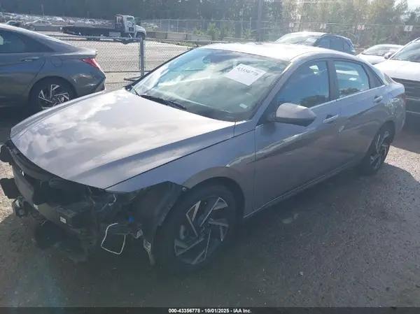 KMHLP4DG8RU663440 2024 HYUNDAI ELANTRA - Image 2