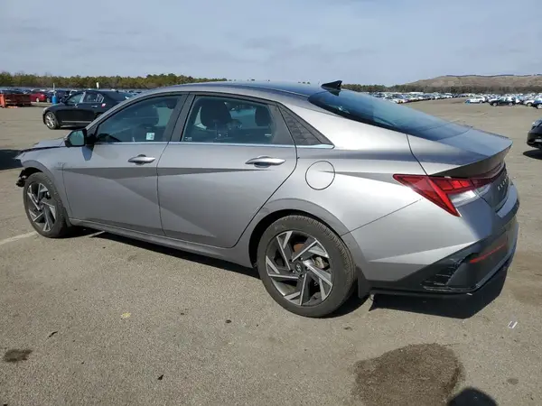 KMHLP4DG8RU714029 2024 HYUNDAI ELANTRA - Image 2