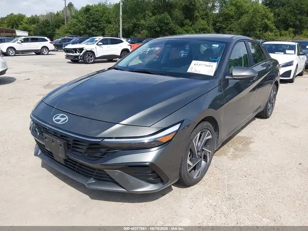 KMHLP4DG8RU814325 2024 HYUNDAI ELANTRA - Image 2