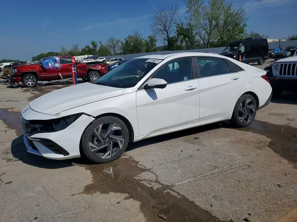 KMHLP4DG8RU827804 2024 HYUNDAI ELANTRA - Image 1