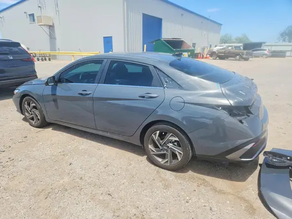 KMHLP4DG8RU831416 2024 HYUNDAI ELANTRA - Image 2