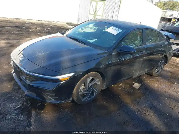 KMHLP4DG8RU833280 2024 HYUNDAI ELANTRA - Image 2