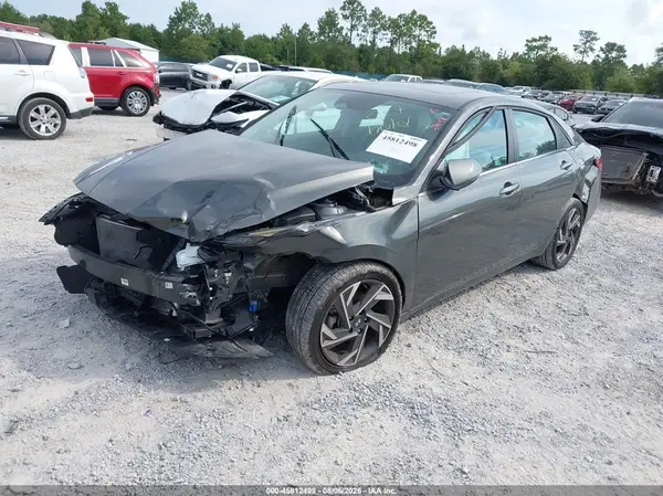 KMHLP4DG8SU001556 2025 HYUNDAI ELANTRA - Image 2