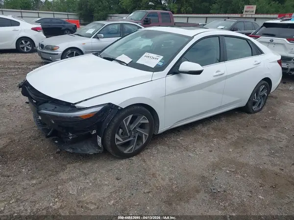 KMHLP4DG8SU060137 2025 HYUNDAI ELANTRA - Image 2