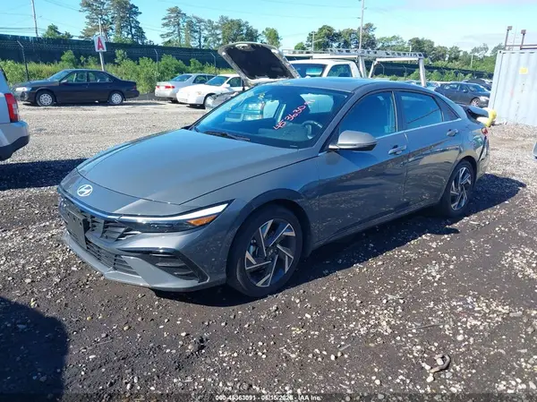 KMHLP4DG8SU073745 2025 HYUNDAI ELANTRA - Image 2