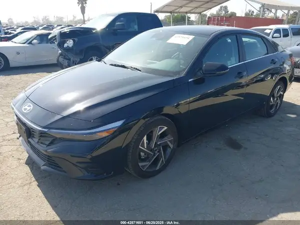 KMHLP4DG8SU957474 2025 HYUNDAI ELANTRA - Image 2