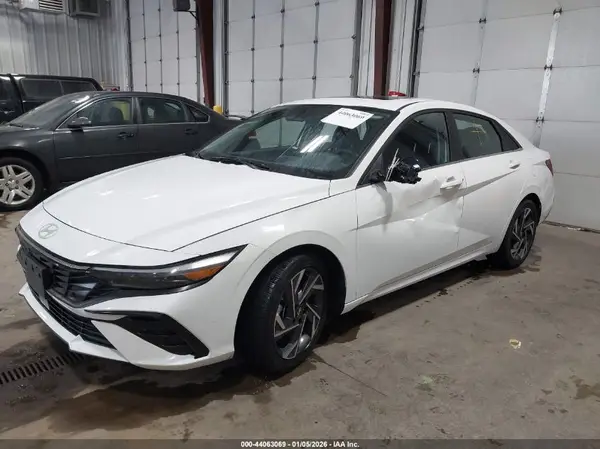 KMHLP4DG8SU996226 2025 HYUNDAI ELANTRA - Image 2