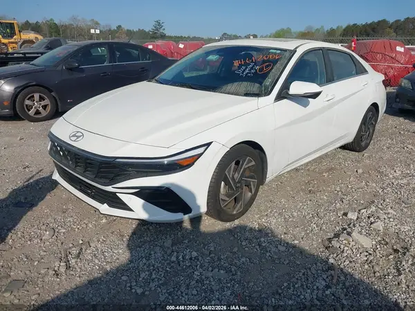 KMHLP4DG9RU640006 2024 HYUNDAI ELANTRA - Image 2