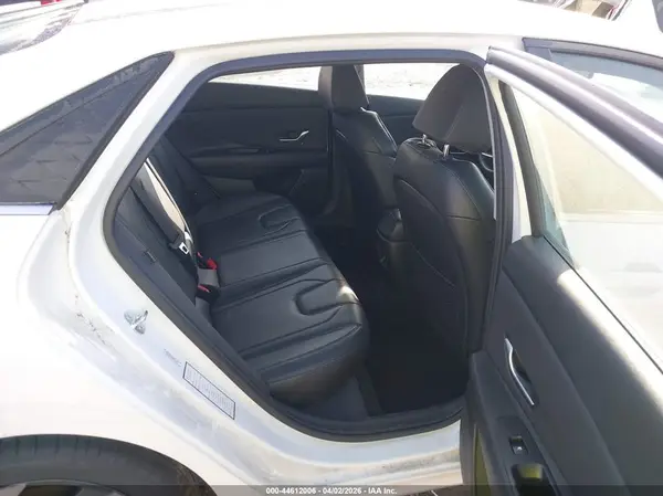 KMHLP4DG9RU640006 2024 HYUNDAI ELANTRA - Image 8