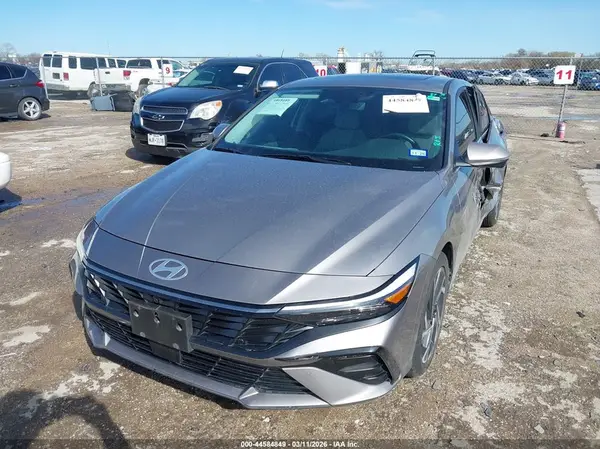 KMHLP4DG9RU641849 2024 HYUNDAI ELANTRA - Image 2