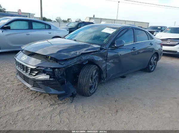 KMHLP4DG9RU652141 2024 HYUNDAI ELANTRA - Image 2