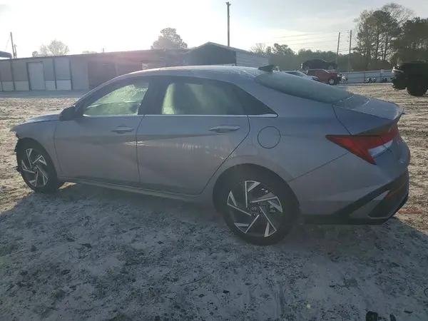 KMHLP4DG9RU652320 2024 HYUNDAI ELANTRA - Image 2