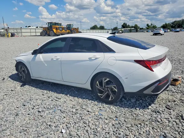 KMHLP4DG9RU661213 2024 HYUNDAI ELANTRA - Image 2