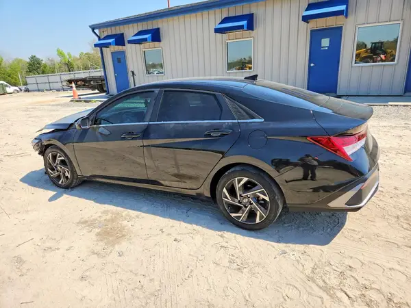 KMHLP4DG9RU665326 2024 HYUNDAI ELANTRA - Image 2
