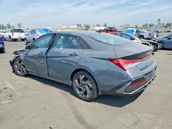 KMHLP4DG9RU711141 2024 HYUNDAI ELANTRA - Image 2