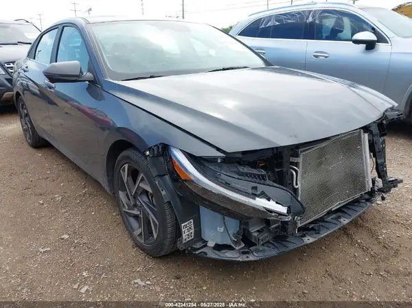 KMHLP4DG9RU757486 2024 HYUNDAI ELANTRA - Image 1