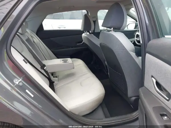 KMHLP4DG9RU757486 2024 HYUNDAI ELANTRA - Image 8
