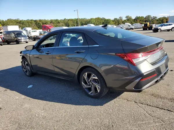 KMHLP4DG9RU769086 2024 HYUNDAI ELANTRA - Image 2