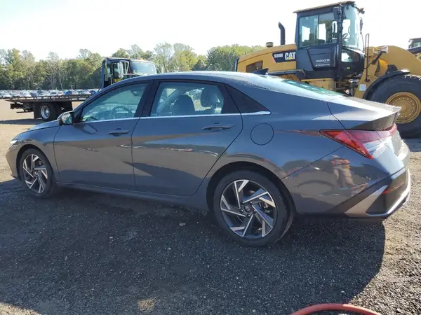 KMHLP4DG9RU769220 2024 HYUNDAI ELANTRA - Image 2