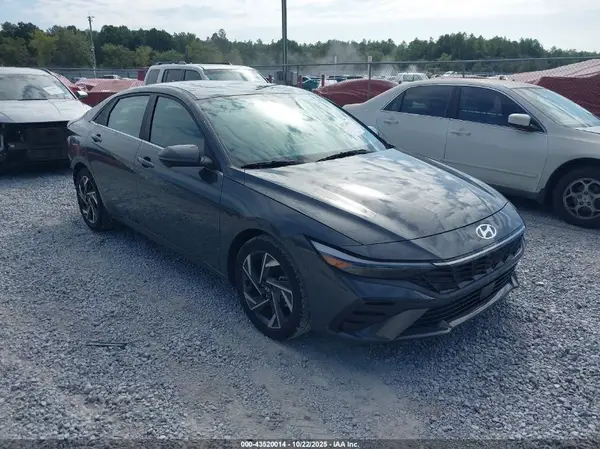 KMHLP4DG9RU772537 2024 HYUNDAI ELANTRA - Image 1