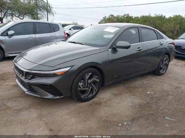 KMHLP4DG9RU781352 2024 HYUNDAI ELANTRA - Image 2