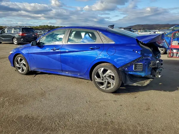 KMHLP4DG9RU827035 2024 HYUNDAI ELANTRA - Image 2