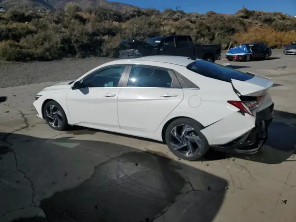 KMHLP4DG9RU833367 2024 HYUNDAI ELANTRA - Image 2