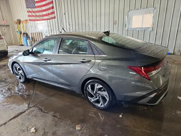 KMHLP4DG9SU026773 2025 HYUNDAI ELANTRA - Image 2