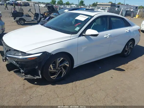 KMHLP4DG9SU869890 2025 HYUNDAI ELANTRA - Image 2